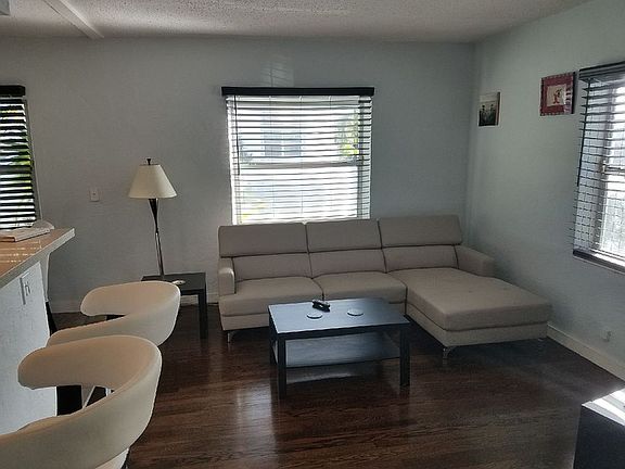 2nd image of 1001 7th St APT 104