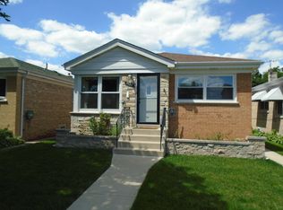 7024 W Berwyn Ave, Chicago, IL 60656