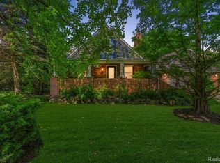 2280 Island View Dr, West Bloomfield, MI