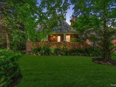 2280 Island View Dr, West Bloomfield, MI, 48324