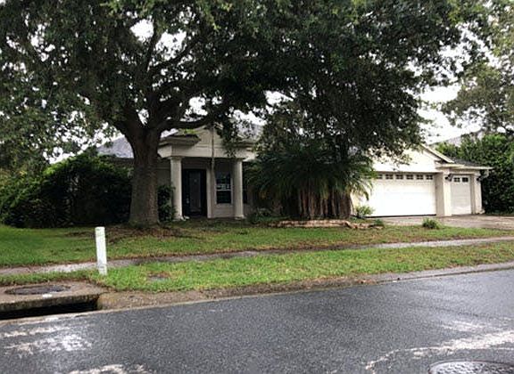 3rd image of 19619 Lake Osceola Dr