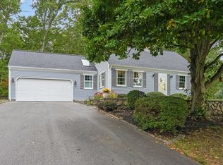 227 Cypress Dr, Swansea, MA 02777