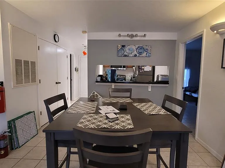 4000 SW 23rd St #6-303 — Photo 3