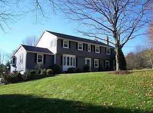 99 Providence St, Mendon, MA 01756