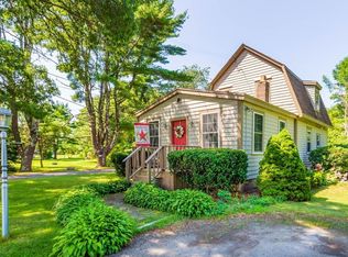 143 County Rd, East Freetown, MA 02717