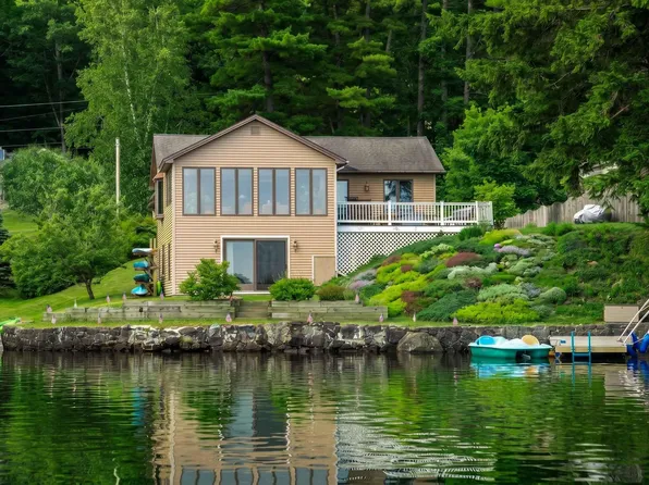81 Lakewood Manor Road, Newbury, NH 03255