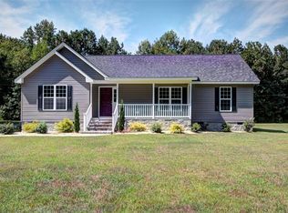 6511 Richneck Rd, Hayes, VA 23072