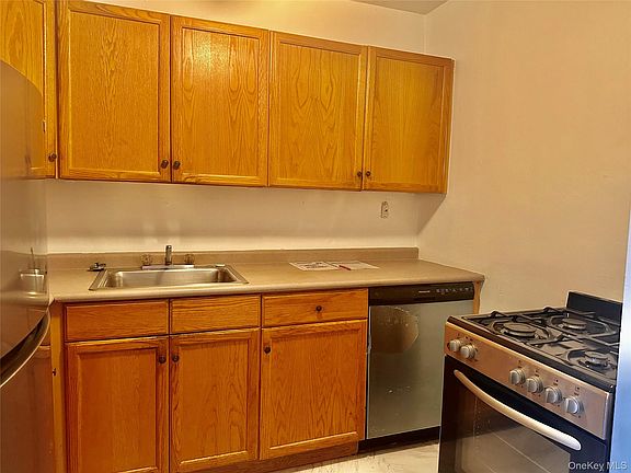 3rd image of 315 Atlantic Avenue #1A