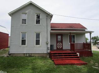112 13th St, Ackley, IA 50601