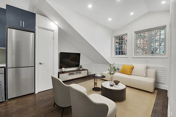 Rented by Corcoran | media 1