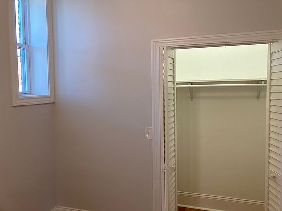 5th image of 2807 S Lawndale Ave #2F
