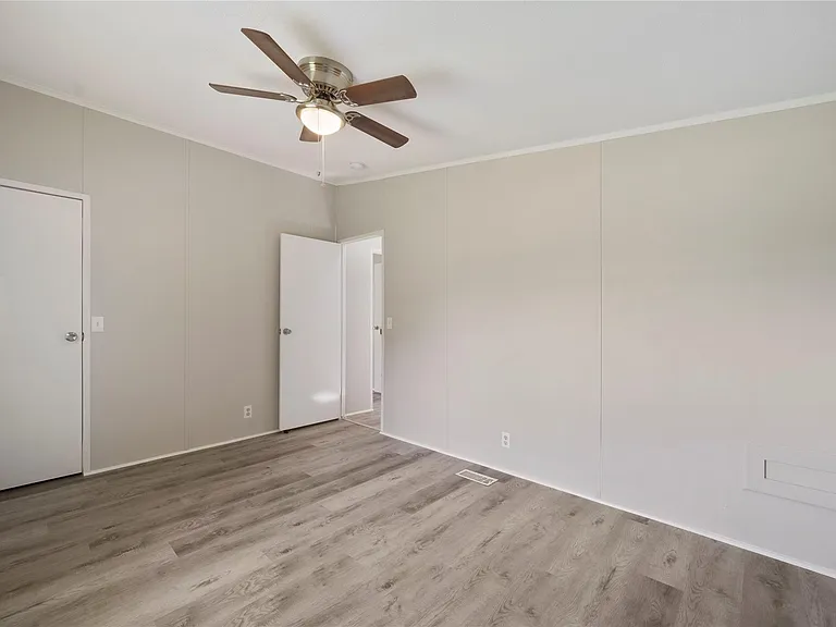 16333 Lone Corral Ct — Photo 13
