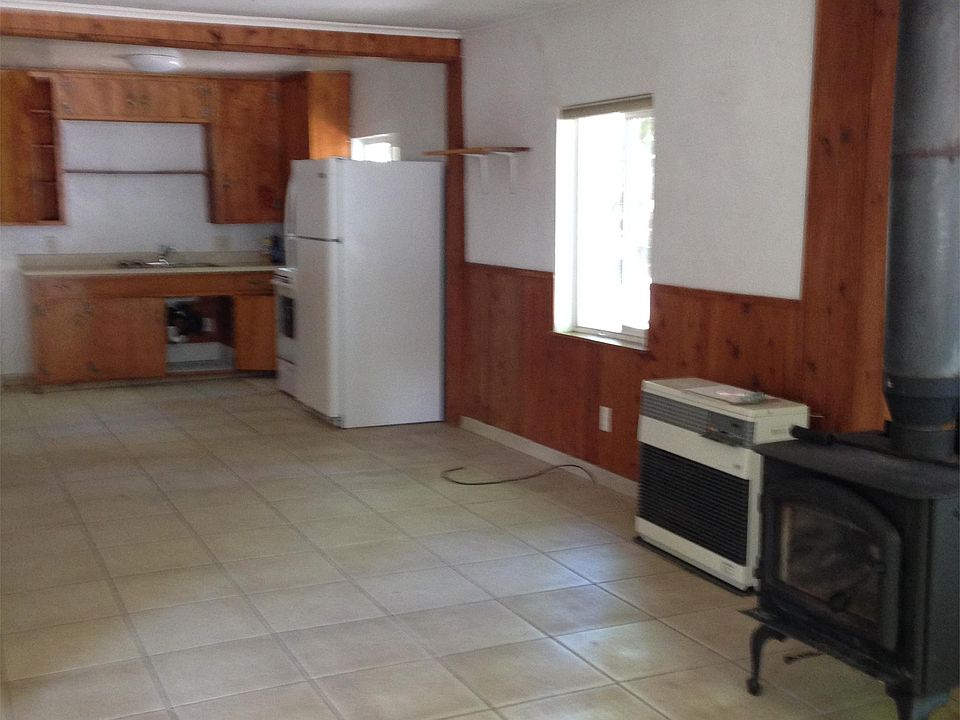 2nd image of 203 Sheldon Ave