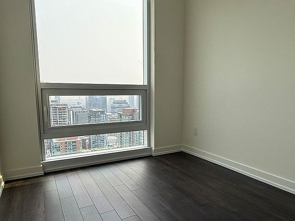 5th image of 89 Church St #3706