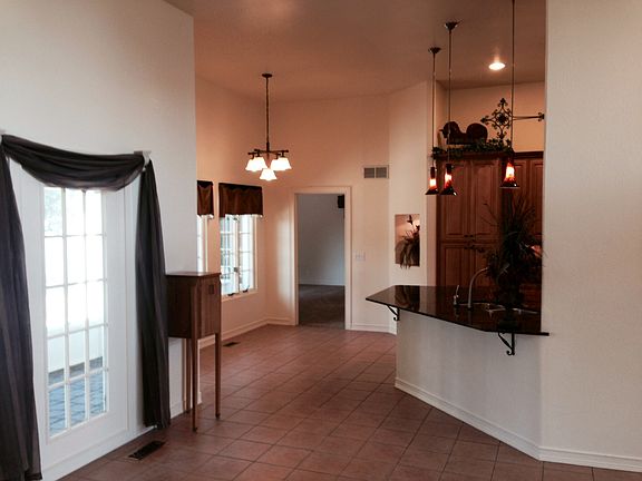 Breakfast Nook & Bar