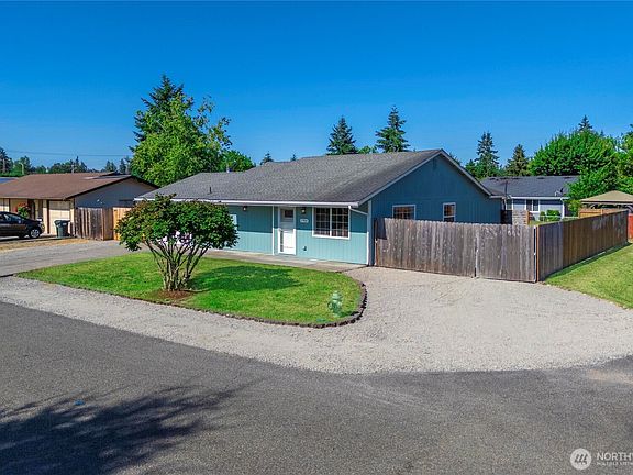 2nd image of 17402 6th Avenue Ct E