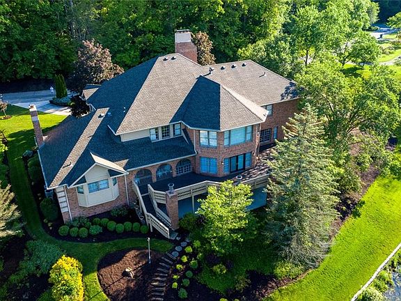 3rd image of 1520 Shore Woods Dr