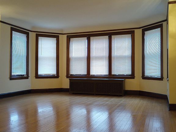 3rd image of 7940 S Wolcott Ave APT 3