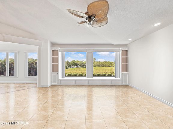 3rd image of 5597 Cord Grass Ln