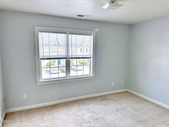 107 Bridgewood Drive, Jacksonville, NC 28546