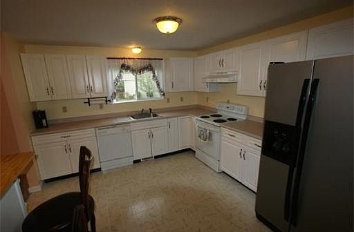 3rd image of 114 Crystal Water Dr