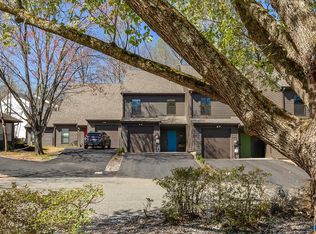 102 Blithe Ct, Charlottesville, VA 22901