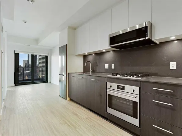 730 S 2nd Ave SW #1103, Calgary, AB T2P 1R8