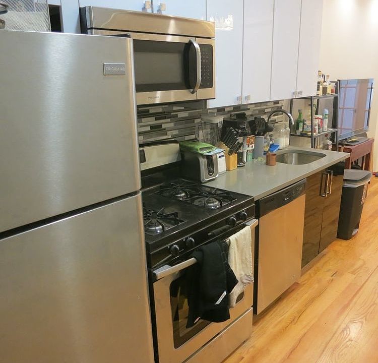 1st image of 263 Melrose St #1S