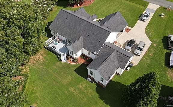 2nd image of 222 Alleghany Dr