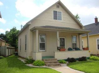 569 W 7th St, Winona, MN 55987