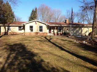 W224S6530 Guthrie Rd, Waukesha, WI 53189