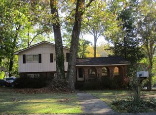 537 San Pablo Dr, Stone Mountain, GA 30083