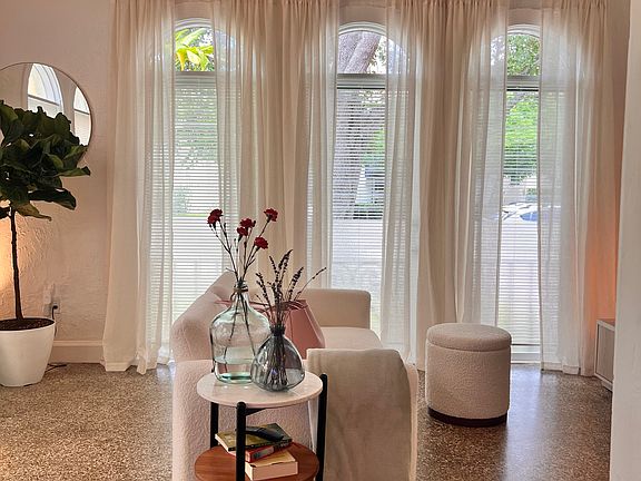 5th image of 118 Menores Ave APT 3