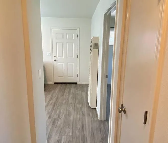 567 Johnston St — Photo 20
