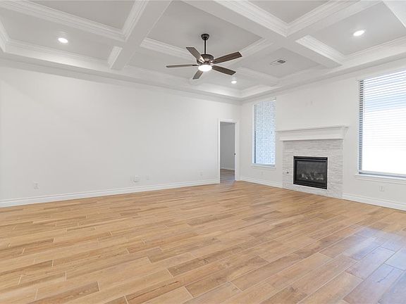 7th image of this home