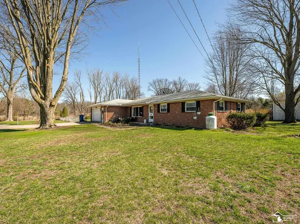 10200 Summerfield Rd, Temperance, MI 48182