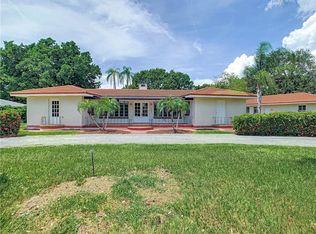 481 Poincianna Dr, Sarasota, FL 34243