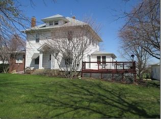 24890 Star Rd, Tampico, IL 61283