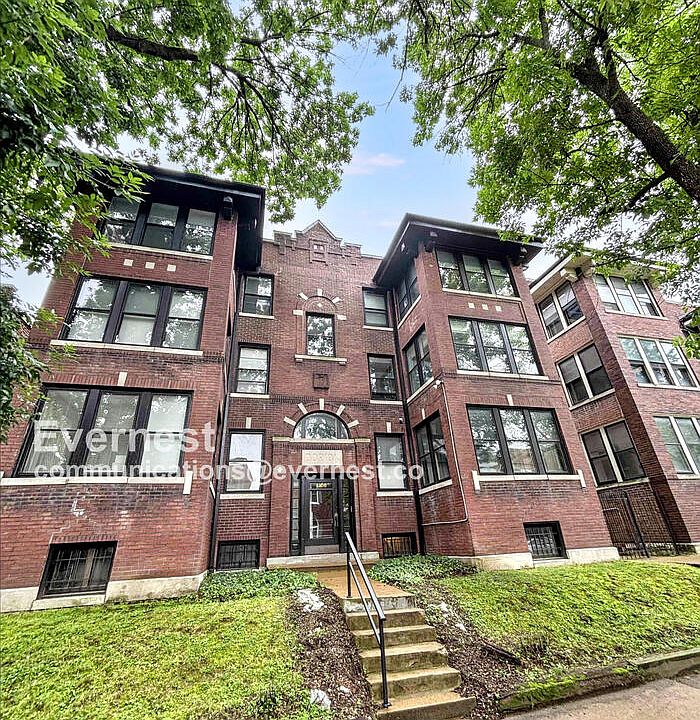 1st image of 4166 Russell Blvd #3