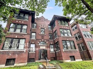 4166 Russell Blvd #3, Saint Louis, MO 63110