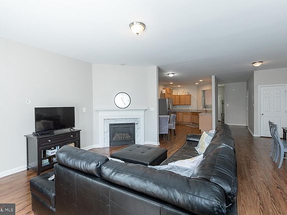 5th image of 1265 White Rock Ct