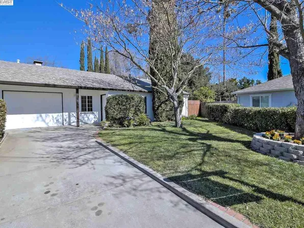 1162 Francine Ct, Concord, CA 94518