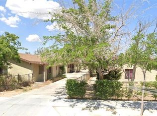 16502 Smoke Tree St, Hesperia, CA 92345