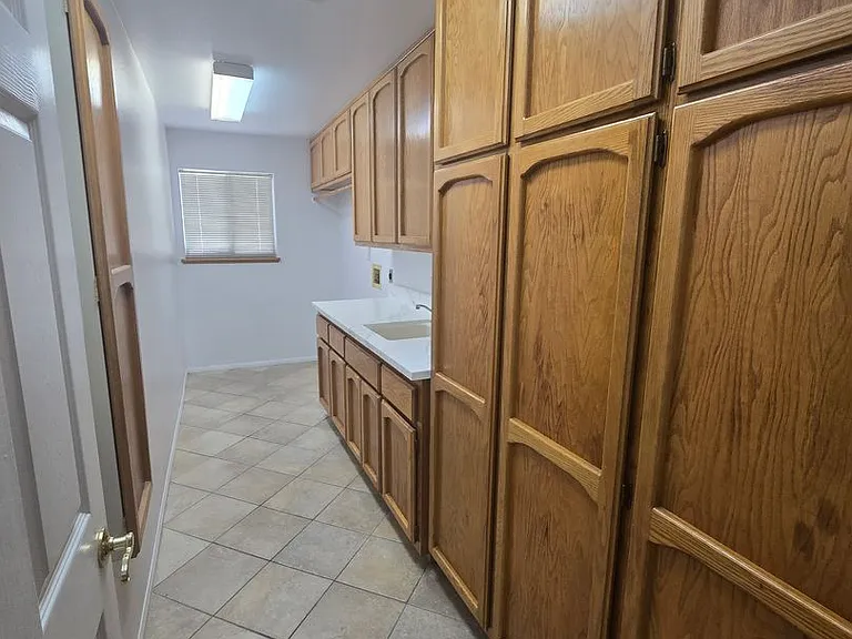 136 W Cielo Ave — Photo 13