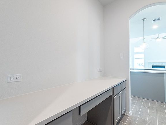 5th image of 1247 Tilia Creek Ln