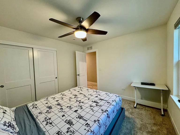 233 Farmstead Ct — Photo 38