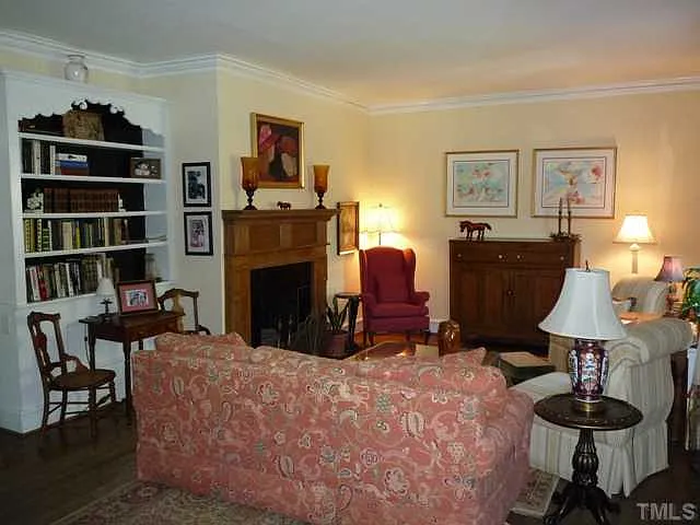 206 S 4th St #206 — Photo 3