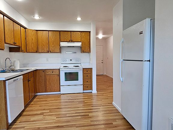 5th image of 5623 Delia Ln SW