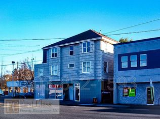 2708 NE Sandy Blvd #2, Portland, OR 97232