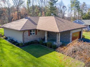 46 Highland Ave, Easthampton, MA 01027
